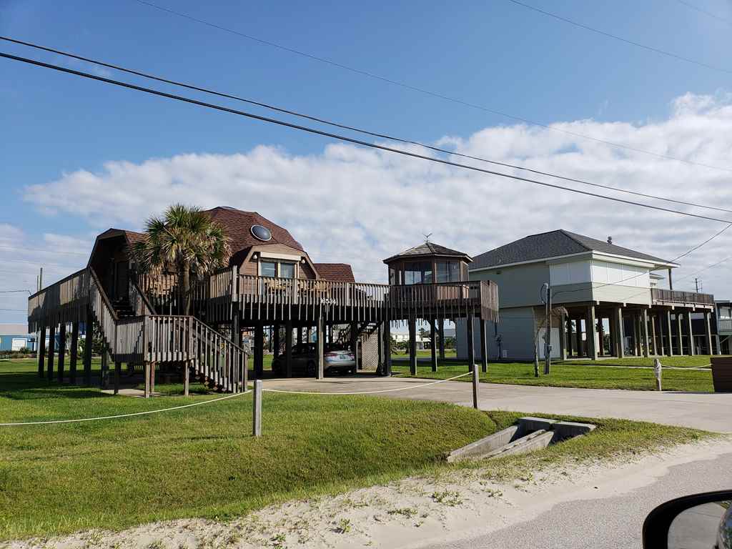 Gulf coast resort homes