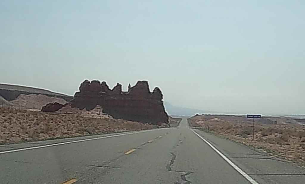 road into Dead Horse Point